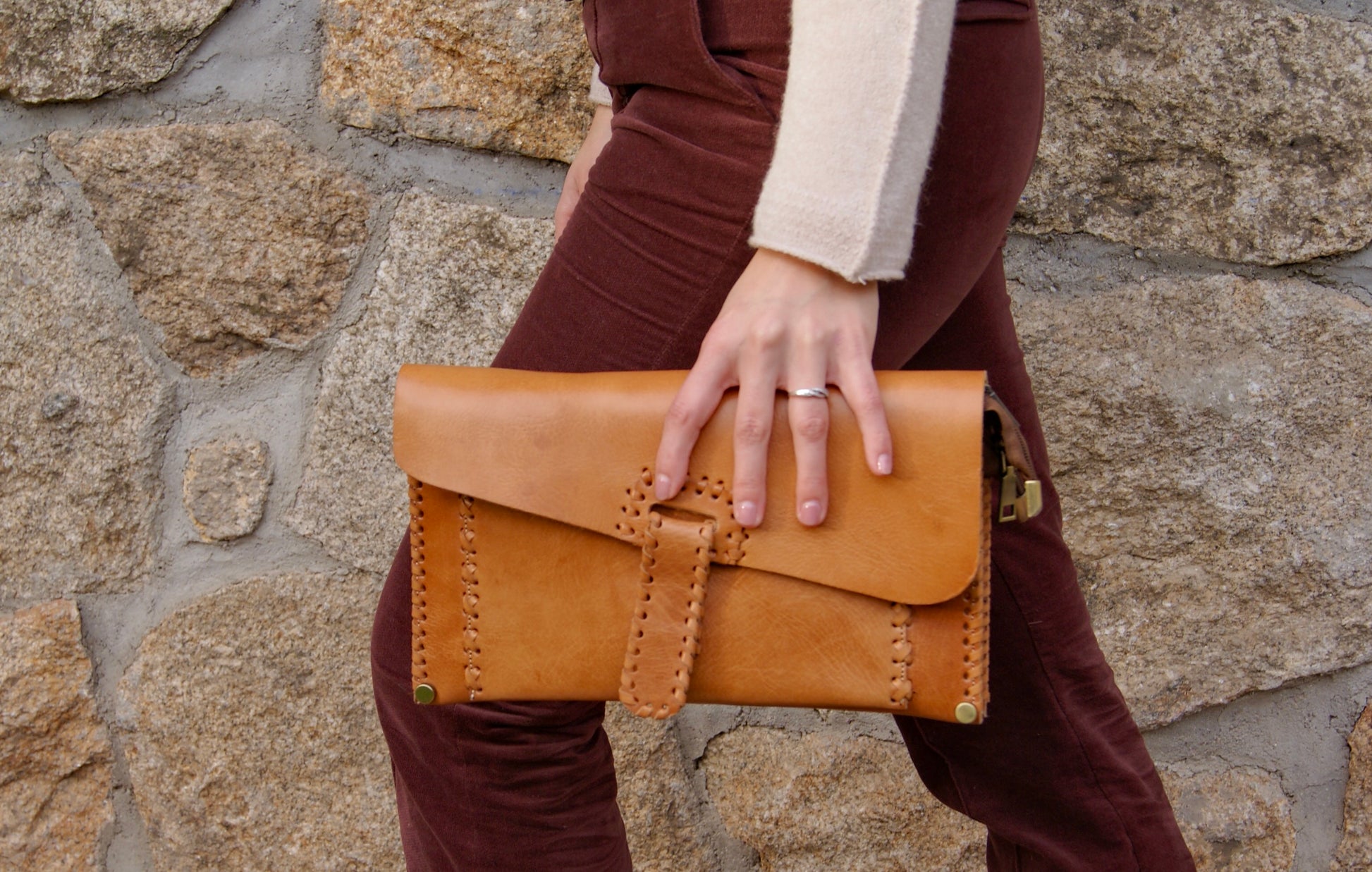 Cartera camel numa&olivia